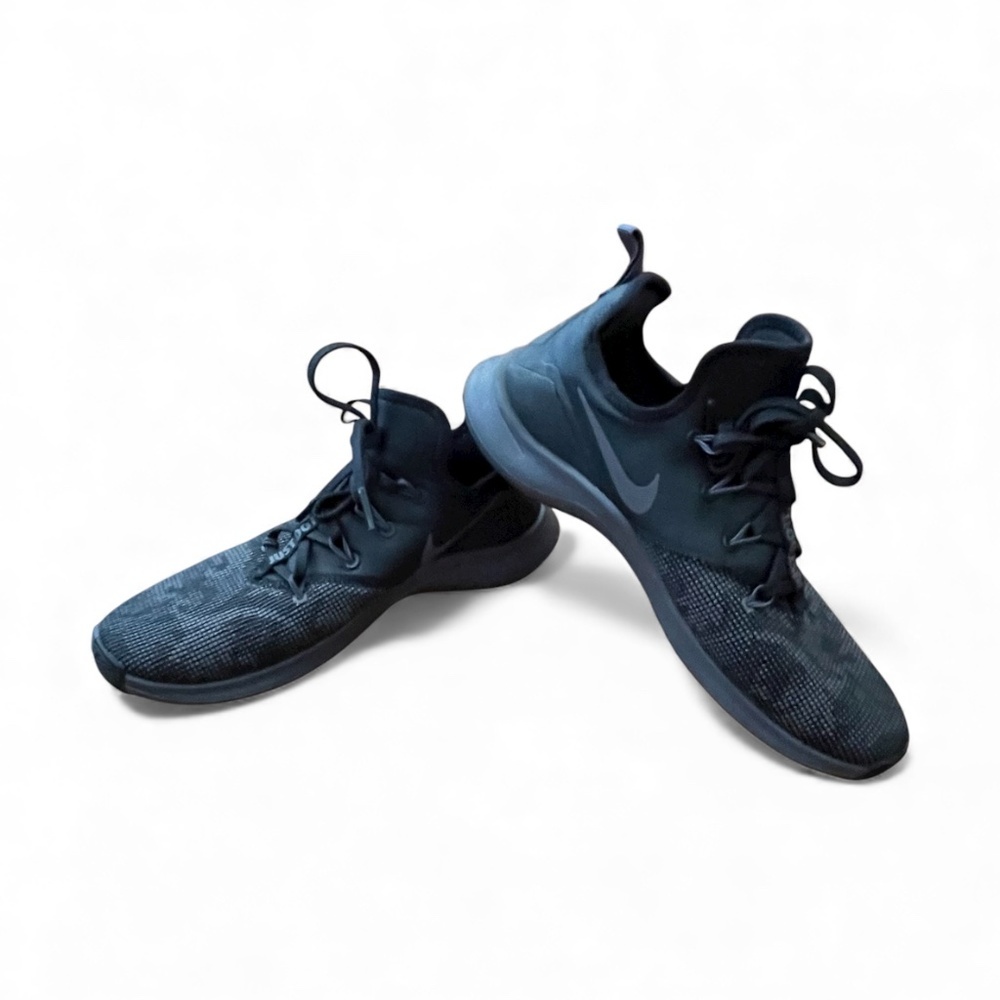 EUC - Nike Free TR 8 Flock Black Thunder Grey Workout Shoe Women's Size 10